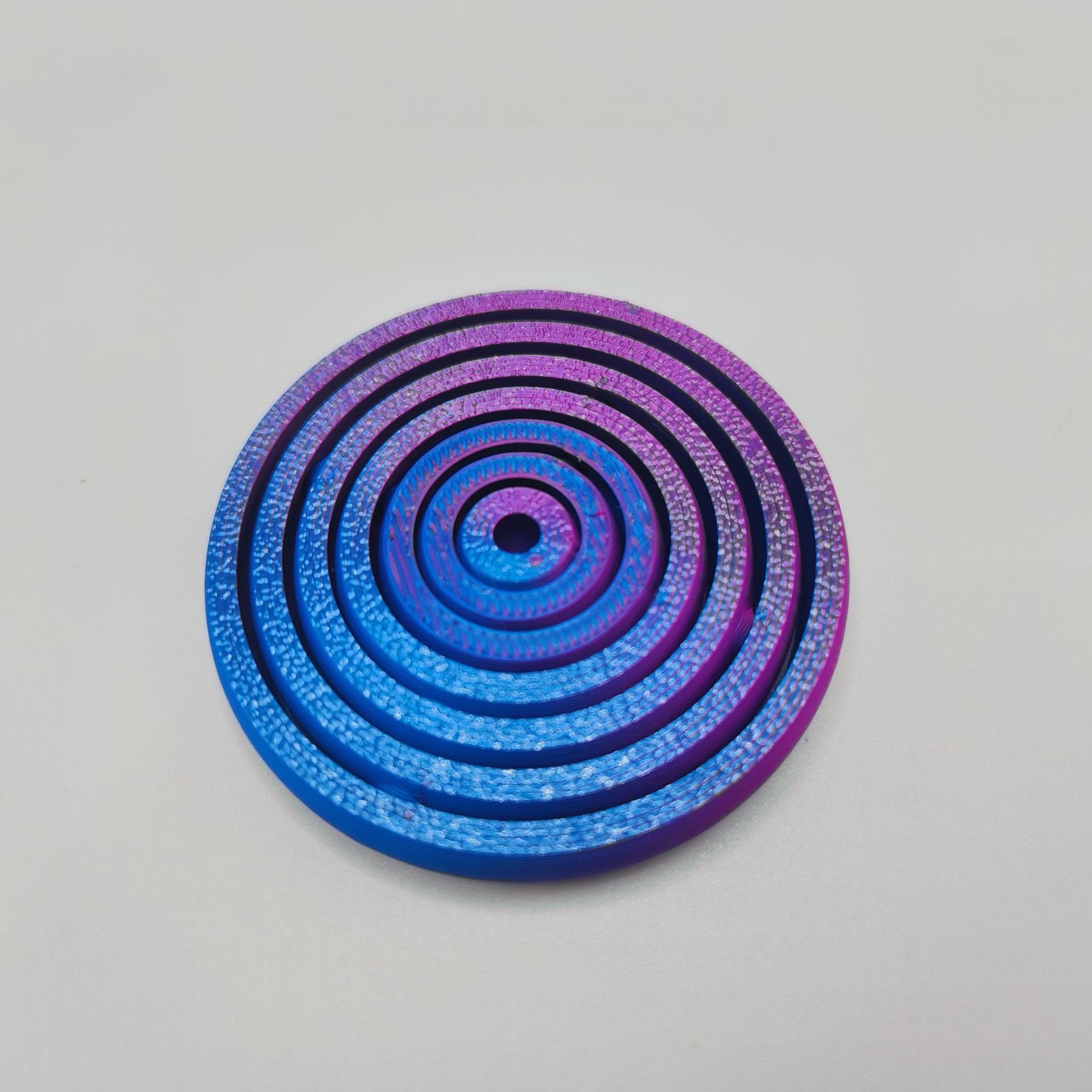 لعبة كرة دوارة مطبوعة ثلاثية ا - مراجعة 3D Printing Objects وسعره